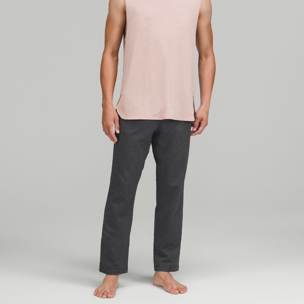 $108 Men’s Lululemon Gray Marl Drawstring Pant